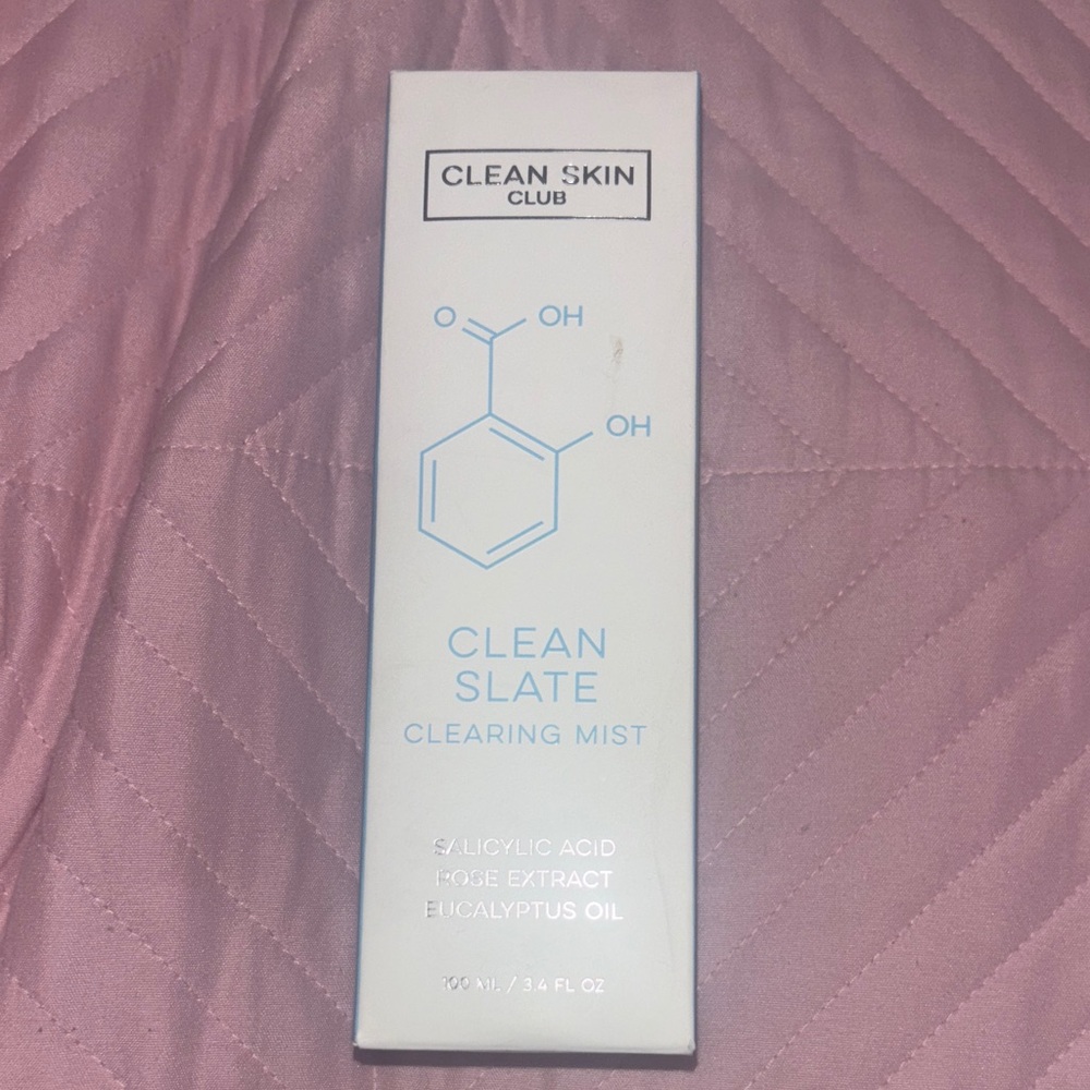Clean Slate Clearing Mist - White